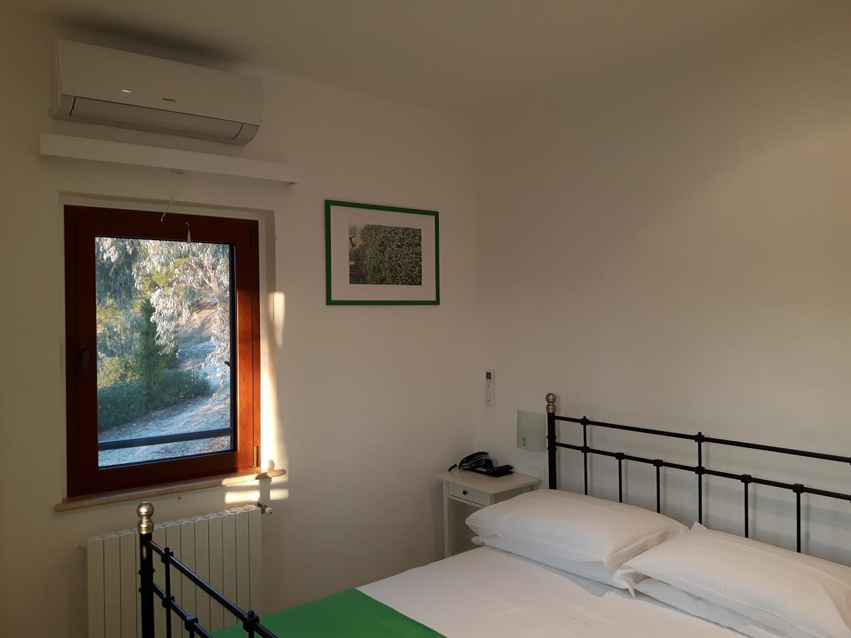 La Casa In Campagna Bed and Breakfast Cossignano Exterior foto