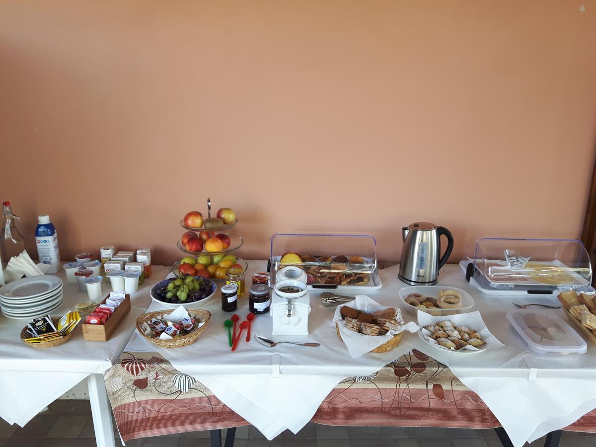 La Casa In Campagna Bed and Breakfast Cossignano Exterior foto